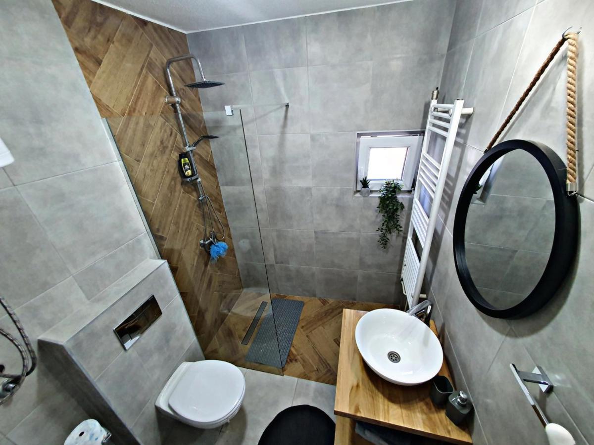 Luxor Apartmani 2 Vrnjačka Banja Eksteriør billede