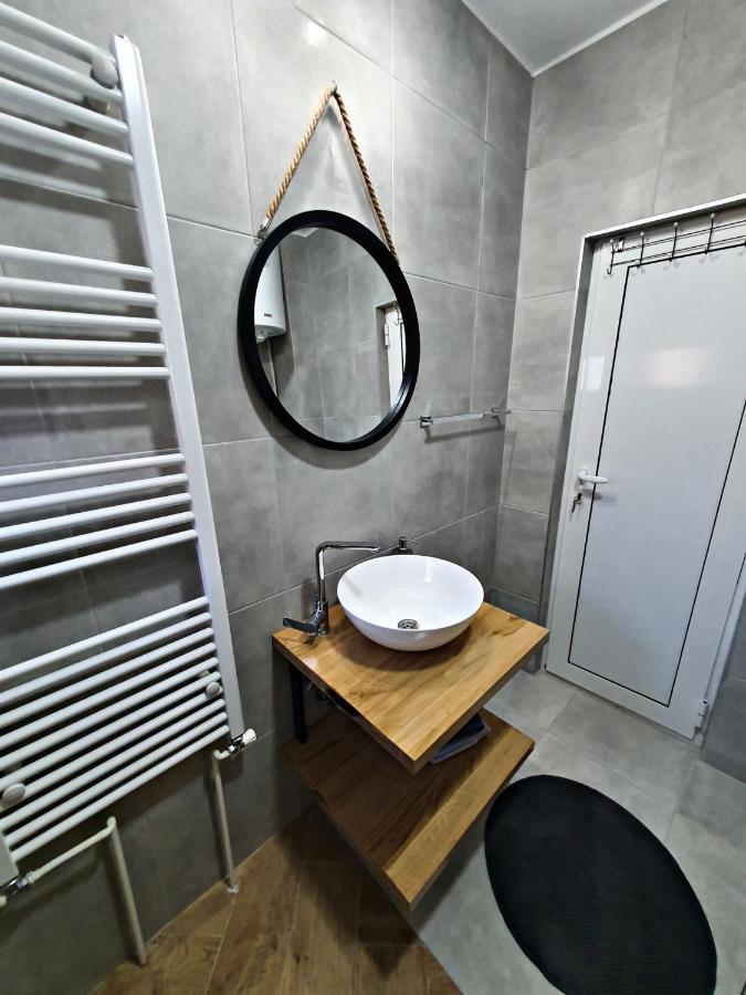 Luxor Apartmani 2 Vrnjačka Banja Eksteriør billede